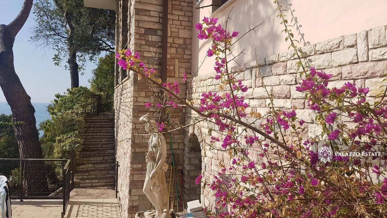 Вилла в Дзоальи, Италия, 500 м² - фото 3