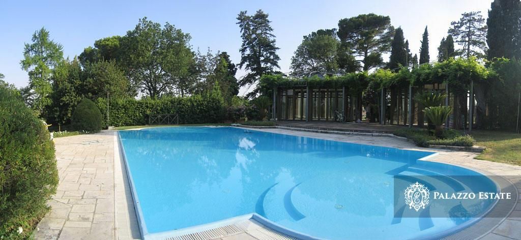 Отель, гостиница в Реканати, Италия, 1 200 м² - фото 3