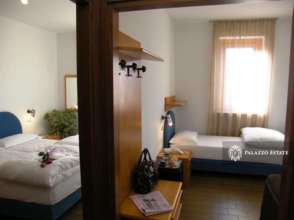 Отель, гостиница в Андало, Италия, 5 000 м² - фото 6