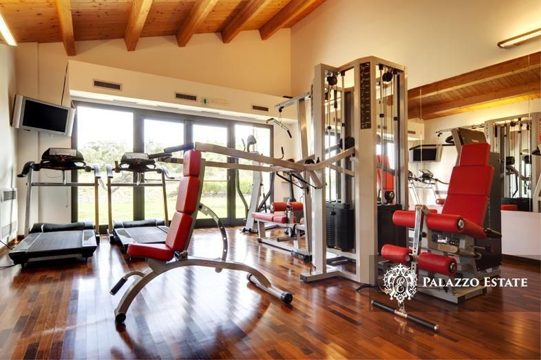 Отель, гостиница в Арчевии, Италия, 3 200 м² - фото 7