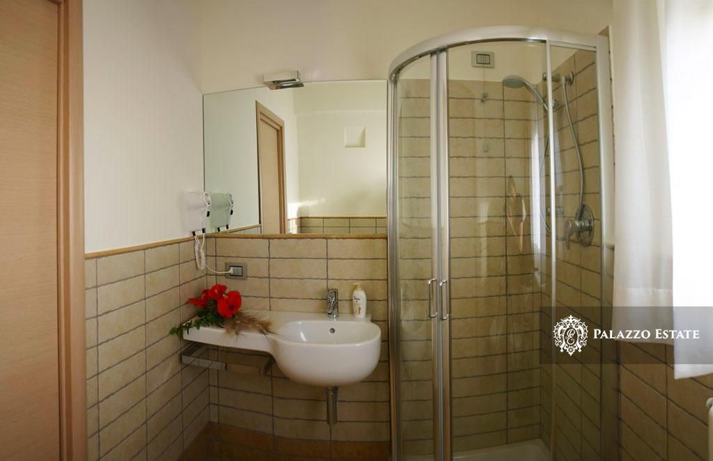 Отель, гостиница в Реканати, Италия, 1 200 м² - фото 8