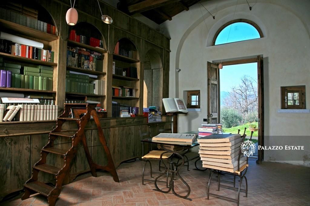 Отель, гостиница в Карраре, Италия, 500 м² - фото 10