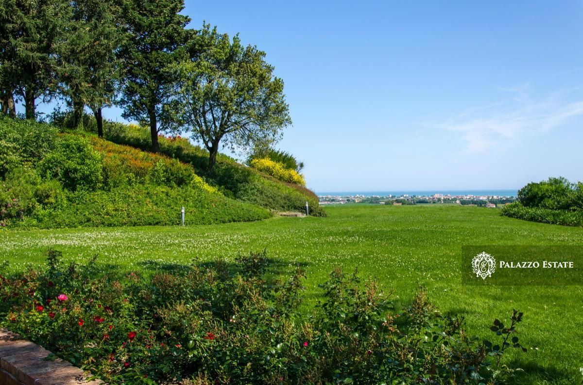 Вилла в Сенигаллии, Италия, 466 м² - фото 11