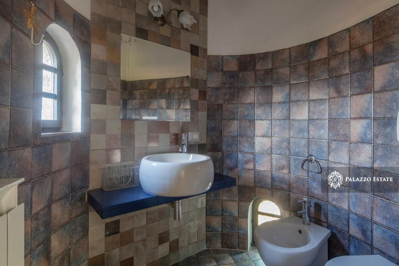 Вилла в Кастельнуово-Магре, Италия, 400 м² - фото 12