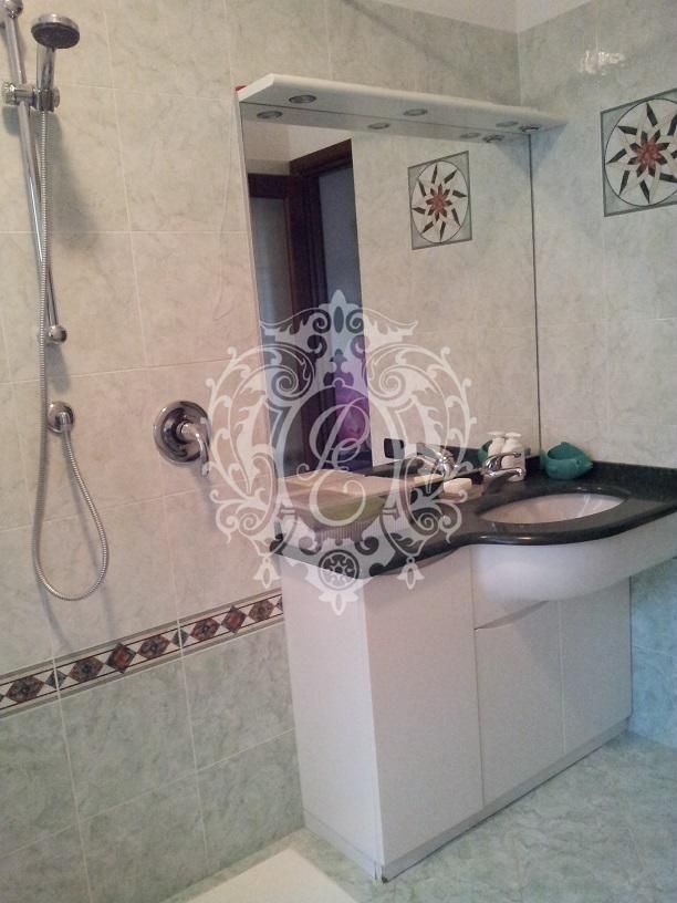 Вилла в Ченджо, Италия, 590 м² - фото 13