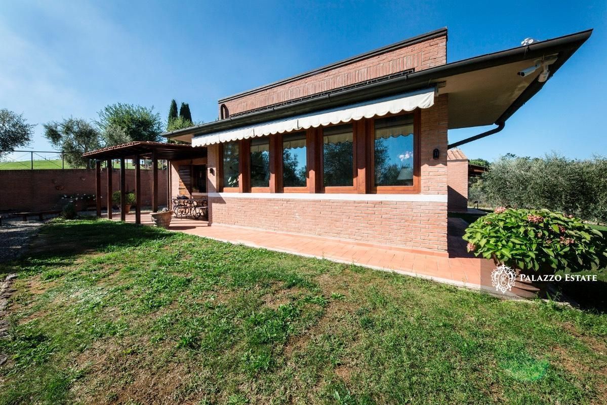 Отель, гостиница в Сиене, Италия, 855 м² - фото 3