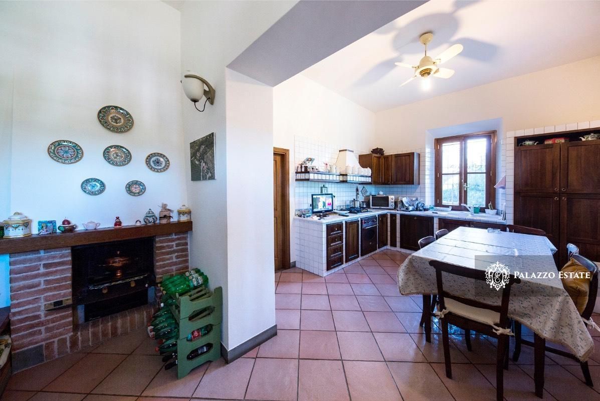 Отель, гостиница в Сиене, Италия, 855 м² - фото 14