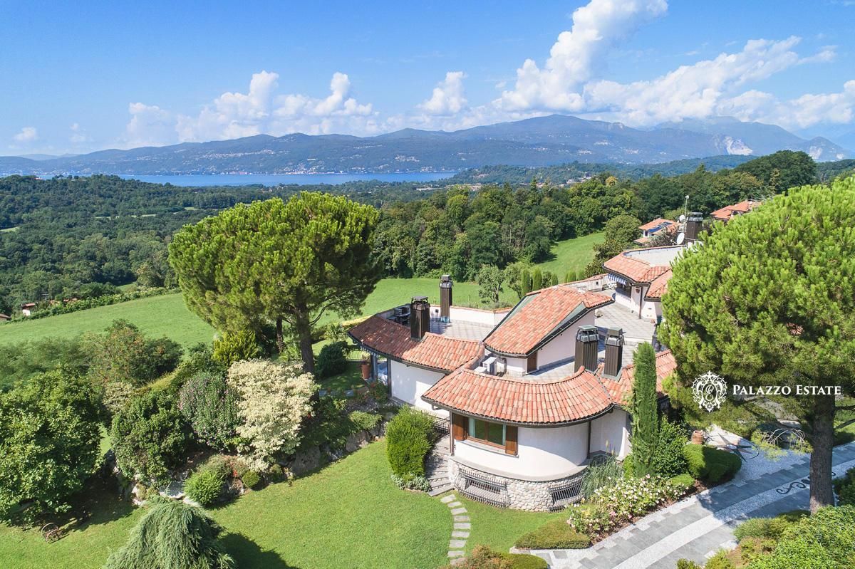 Вилла у озера Маджоре, Италия, 550 м² - фото 19