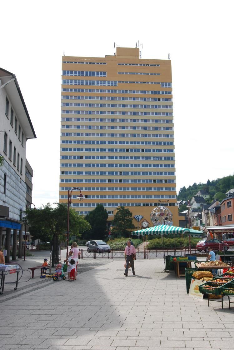 Отель, гостиница в Кайзерслаутерне, Германия, 14 442.79 м2 - фото 1