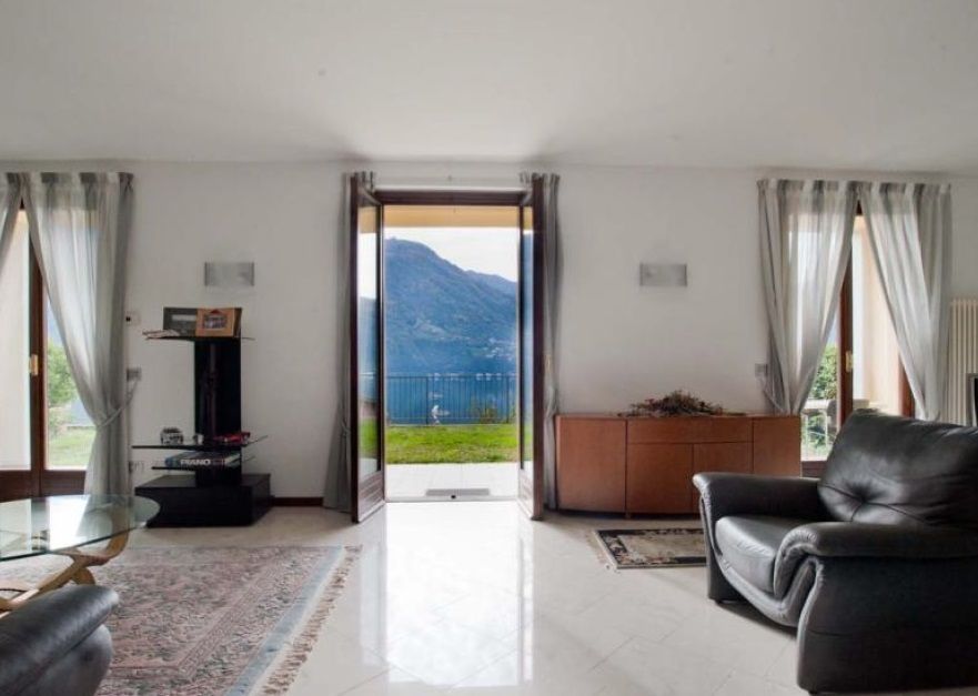 Вилла в Вальсольде, Италия, 295 м² - фото 1