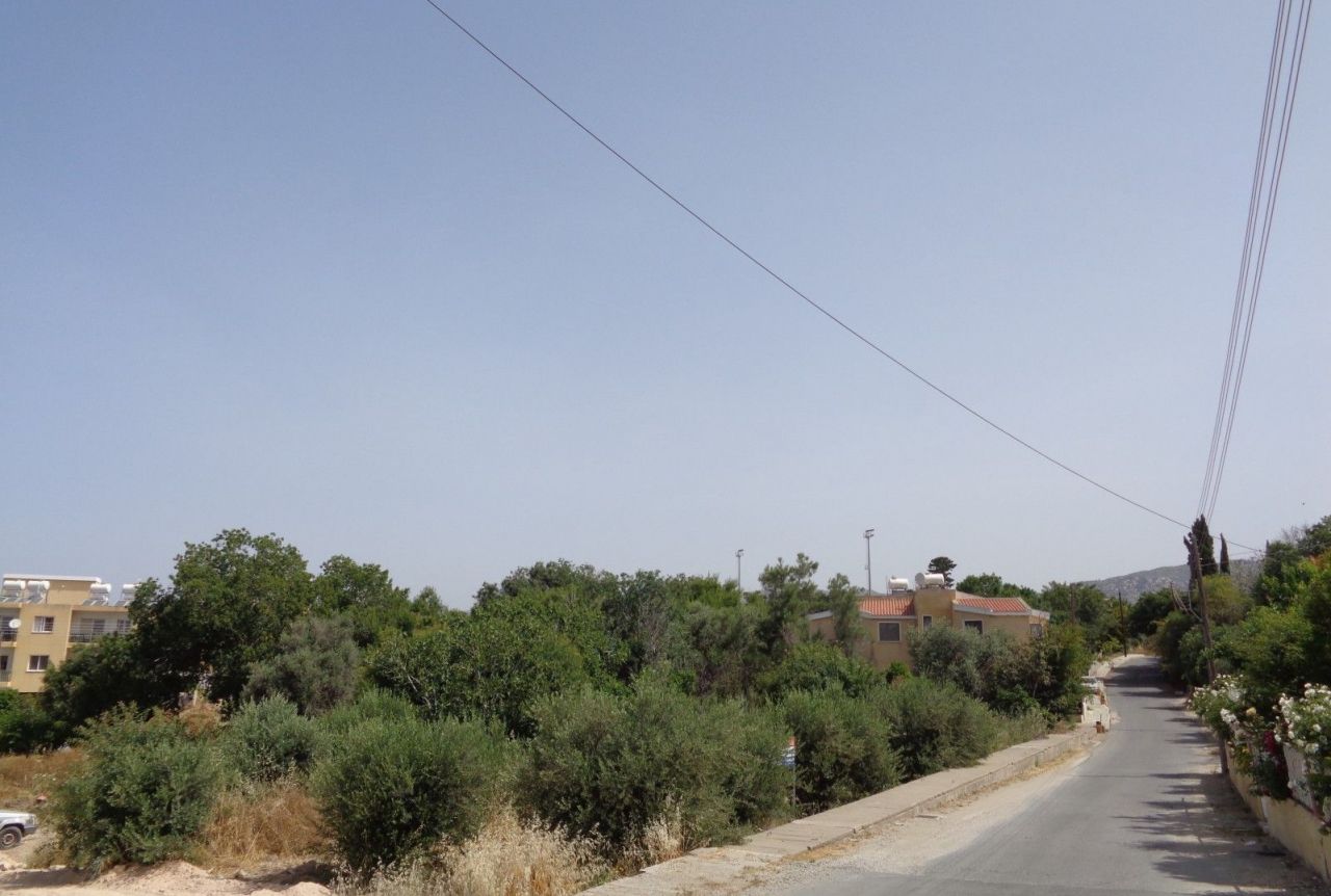 Земля в Пафосе, Кипр, 651 м2 - фото 1