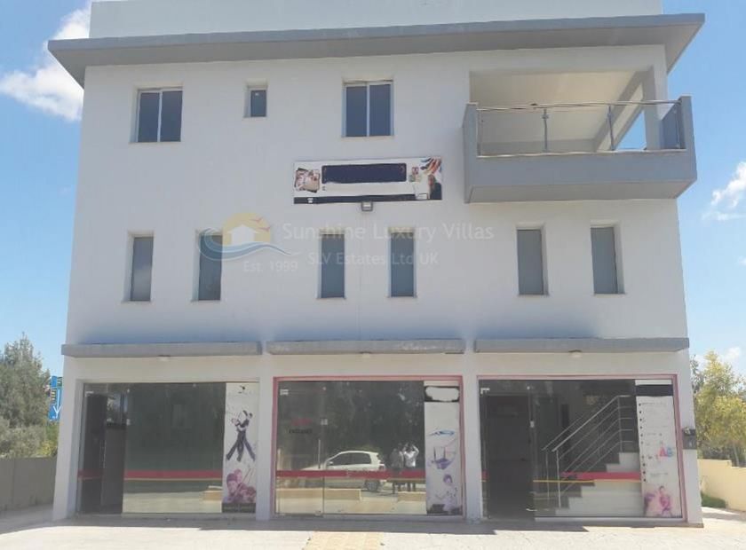 Доходный дом в Ларнаке, Кипр, 433 м2 - фото 1