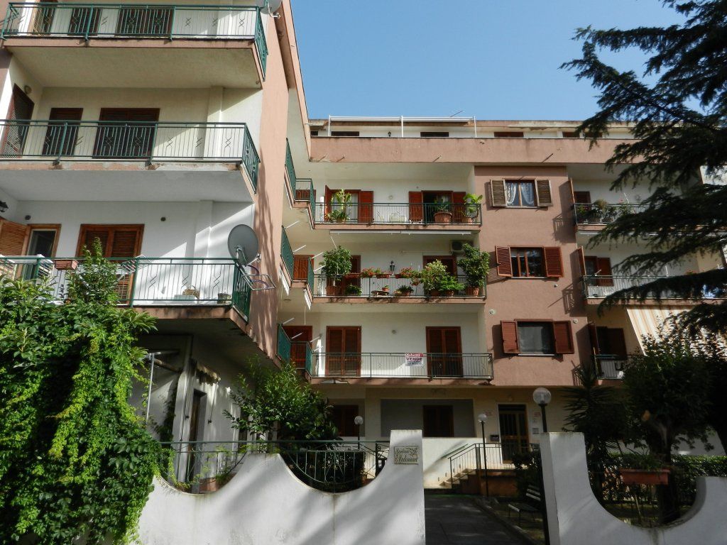 Квартира в Скалее, Италия, 95 м2 - фото 1