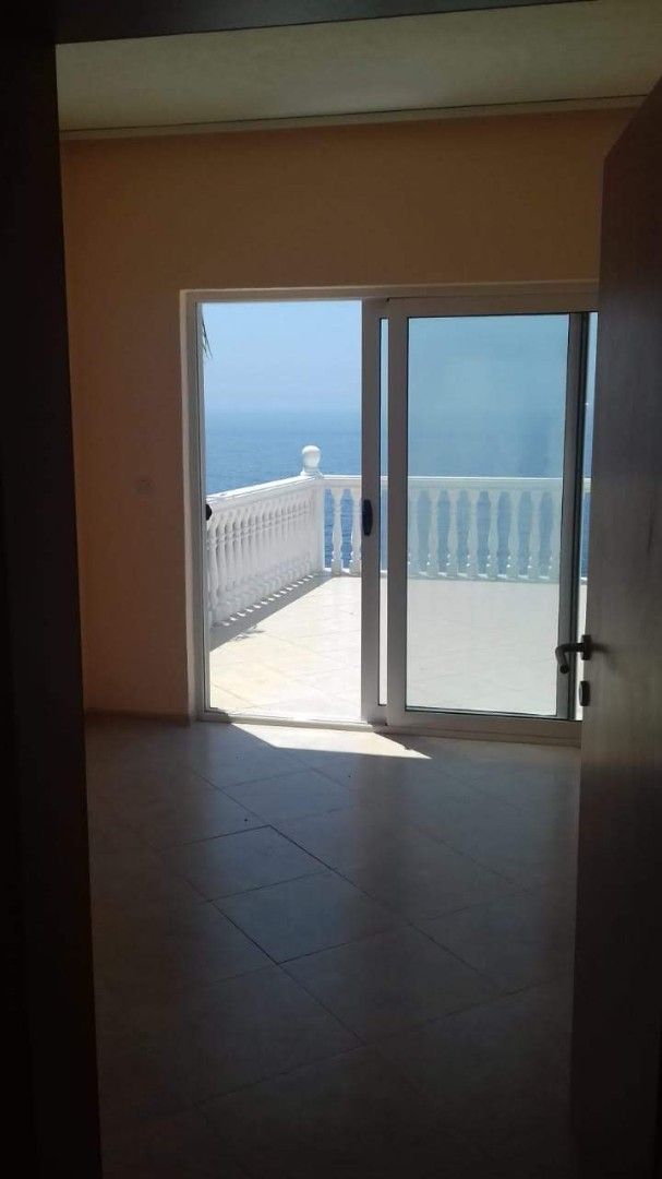 Вилла в Добра Воде, Черногория, 410 м² - фото 7