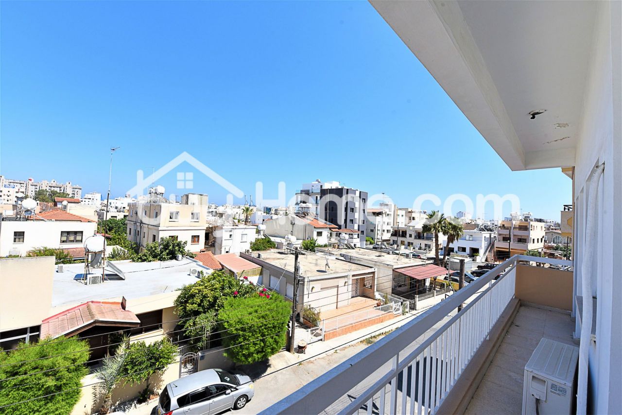 Апартаменты в Ларнаке, Кипр, 97 м2 - фото 1