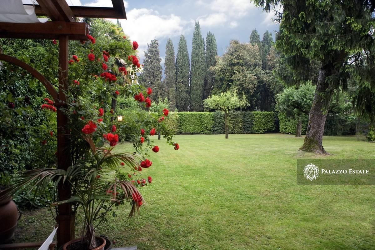 Вилла в Венеции, Италия, 935 м² - фото 3