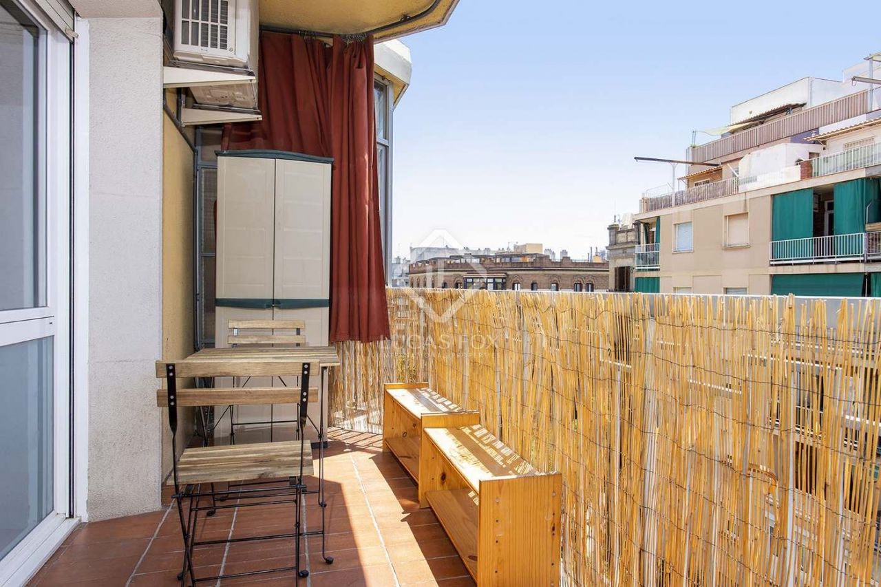 Апартаменты в Барселоне, Испания, 75 м2 - фото 1