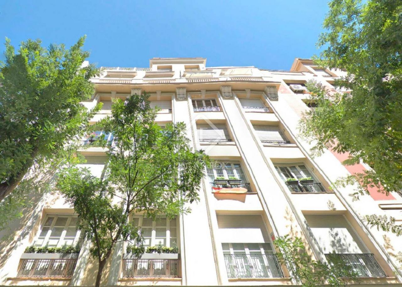 Апартаменты в Мадриде, Испания, 240 м2 - фото 1