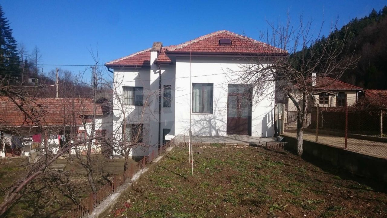 Дом в Трявне, Болгария, 150 м2 - фото 1