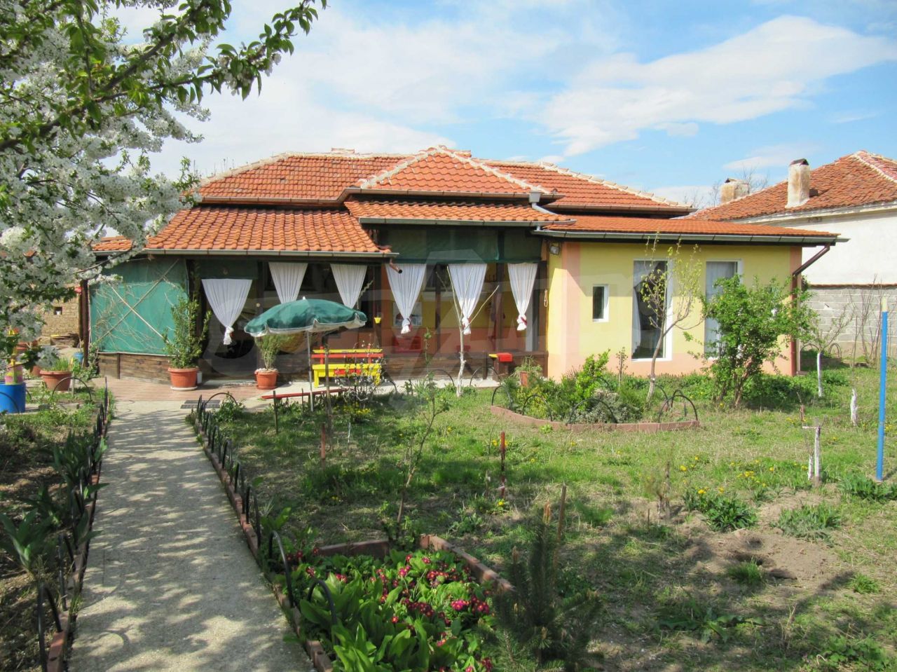 Дом в Пазарджике, Болгария, 80 м2 - фото 1