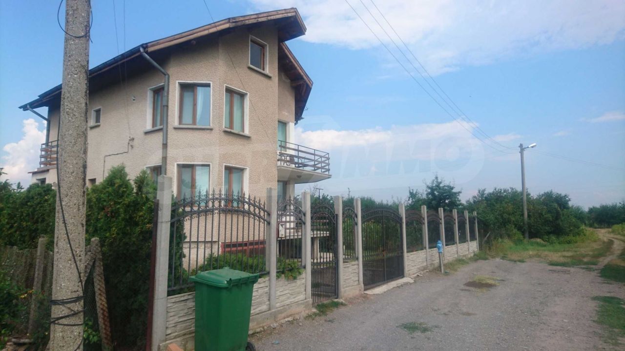 Дом Костинброд, Болгария, 210 м2 - фото 1