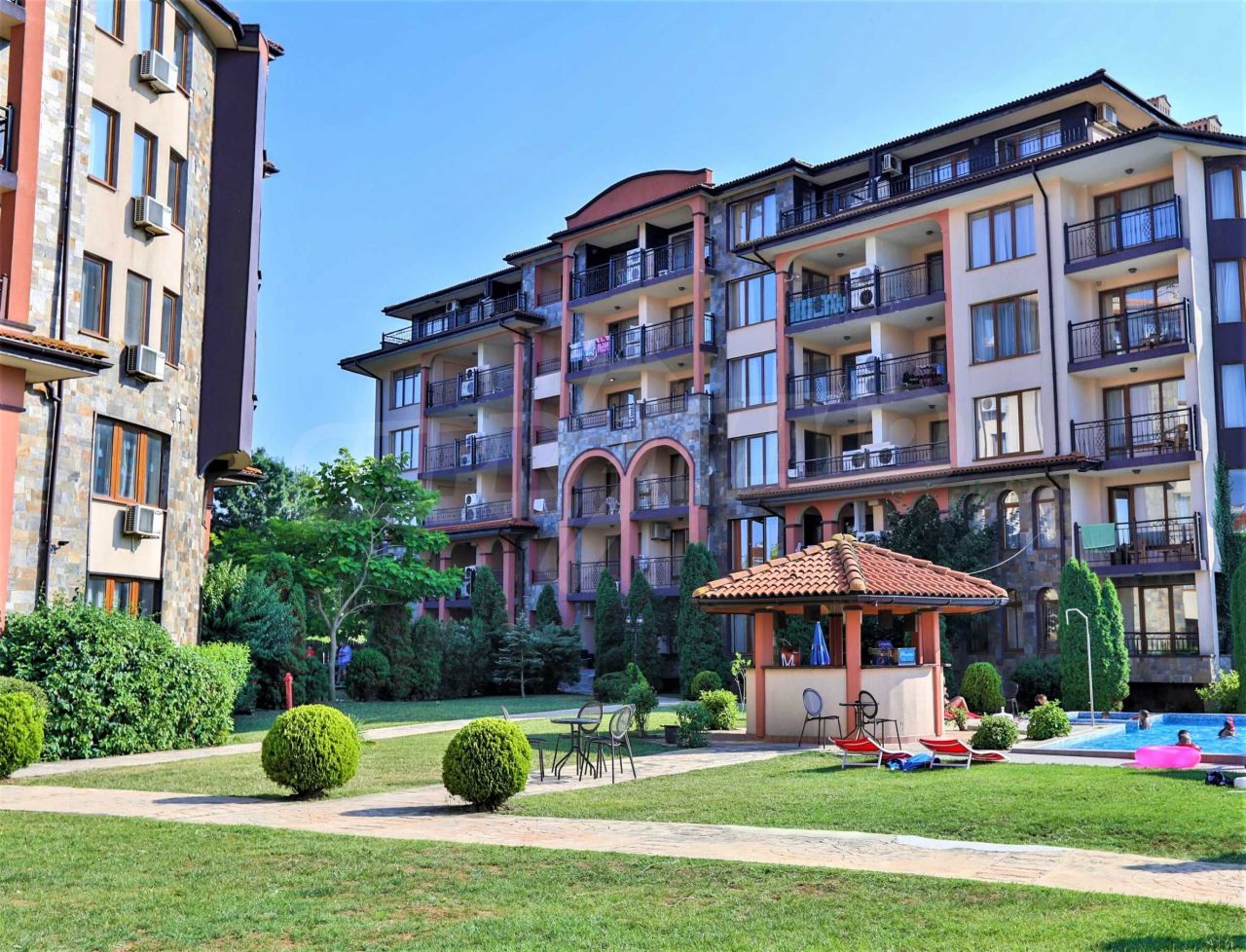 Апартаменты в Царево, Болгария, 53 м2 - фото 1