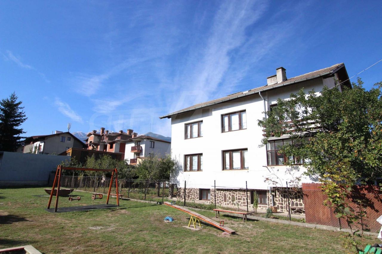 Дом в Банско, Болгария, 375 м2 - фото 1