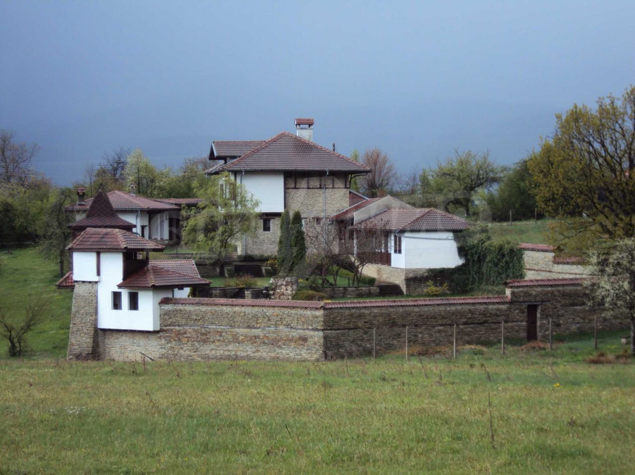 Дом в Елене, Болгария, 300 м2 - фото 1