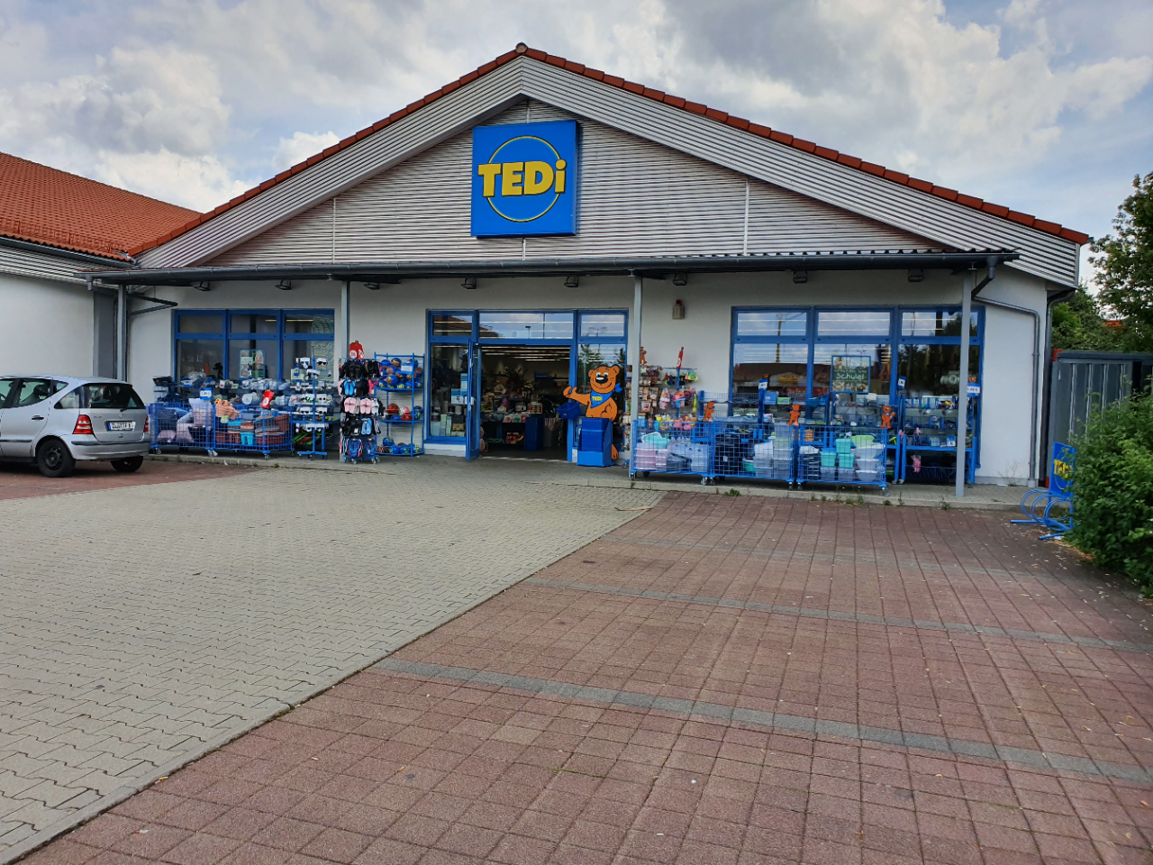 Магазин в Тюбингене, Германия, 430 м2 - фото 1