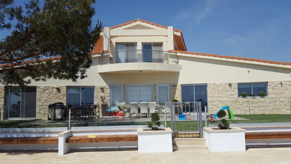Вилла в Лимасоле, Кипр, 370 м2 - фото 1