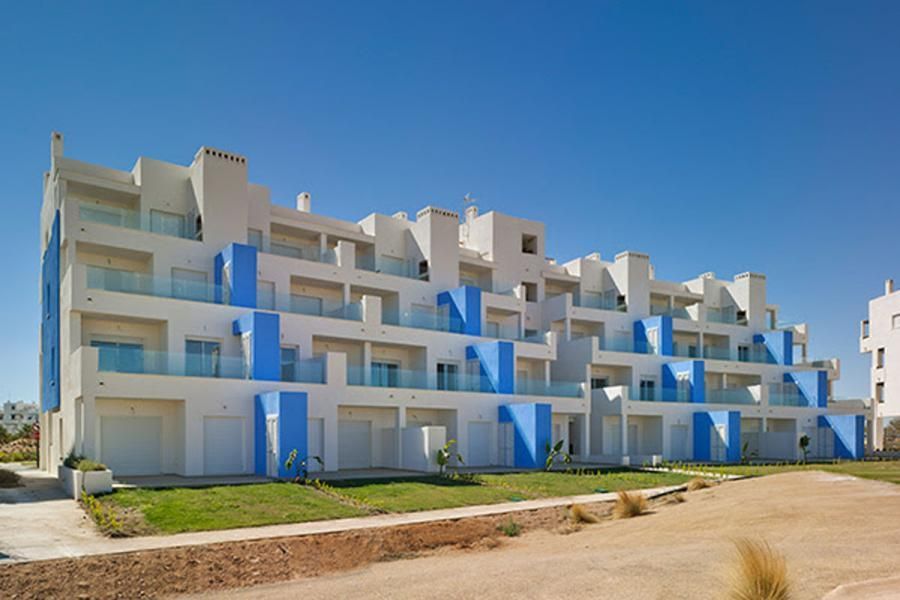 Апартаменты в Ла-Манга-дель-Мар-Меноре, Испания, 68 м2 - фото 1