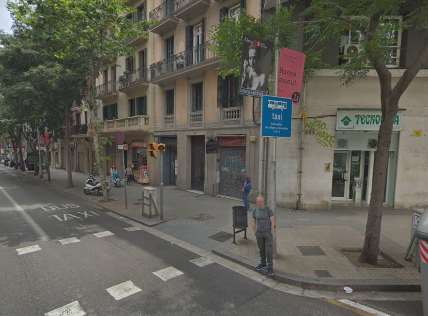 Коммерческая недвижимость в Барселоне, Испания, 77 м2 - фото 1