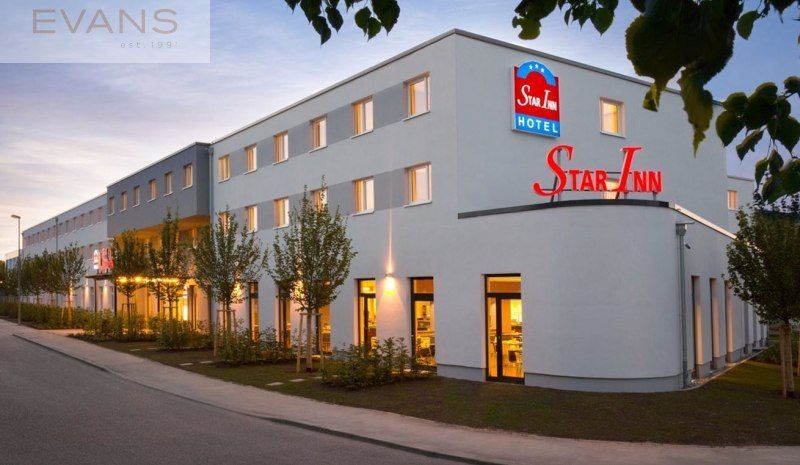 Отель, гостиница в Штутгарте, Германия, 4 861 м2 - фото 1
