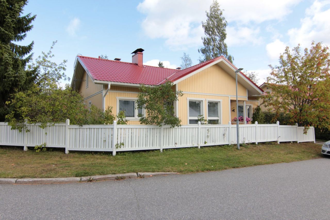 Дом в Йоэнсуу, Финляндия, 106 м2 - фото 1