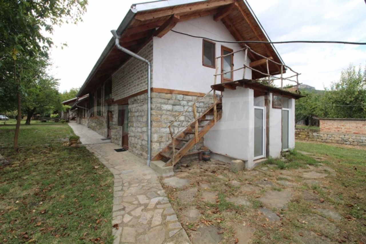 Дом в Велико Тырново, Болгария, 600 м2 - фото 1