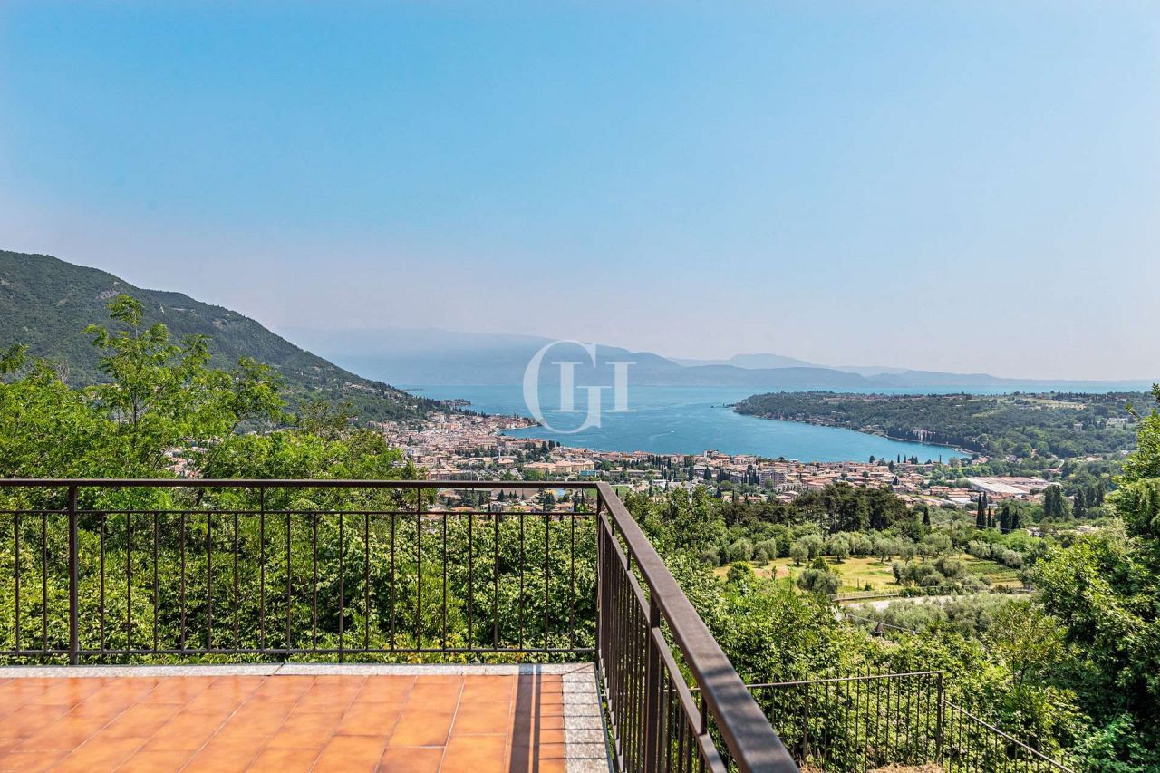 Вилла у озера Гарда, Италия, 102 м² - фото 16
