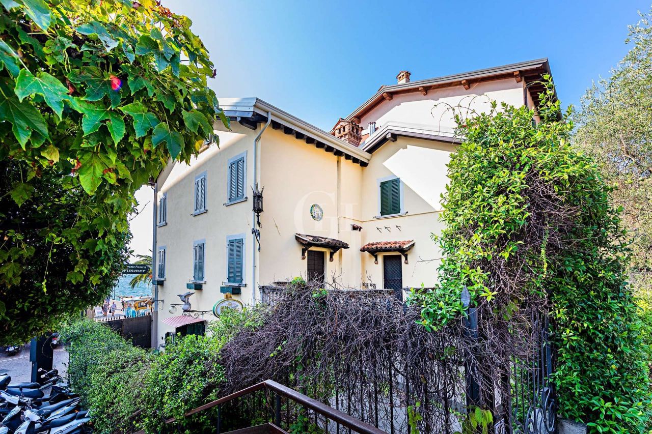 Квартира у озера Гарда, Италия, 179 м² - фото 4