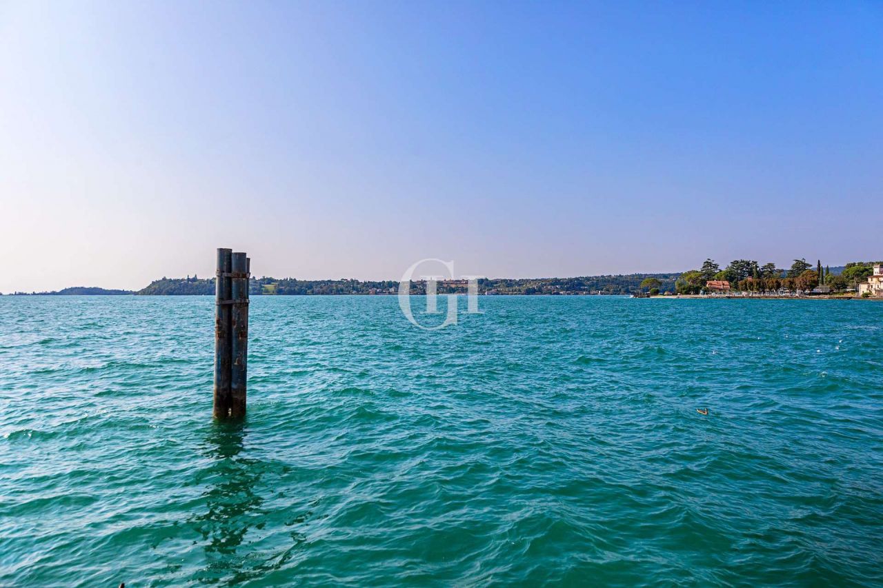 Квартира у озера Гарда, Италия, 179 м² - фото 10