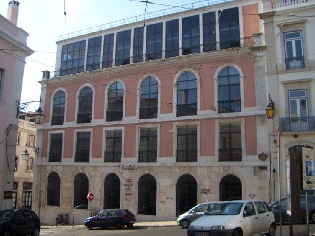 Офис в Лиссабоне, Португалия, 207 м2 - фото 1