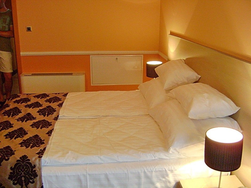 Отель, гостиница в Будве, Черногория, 682 м2 - фото 1