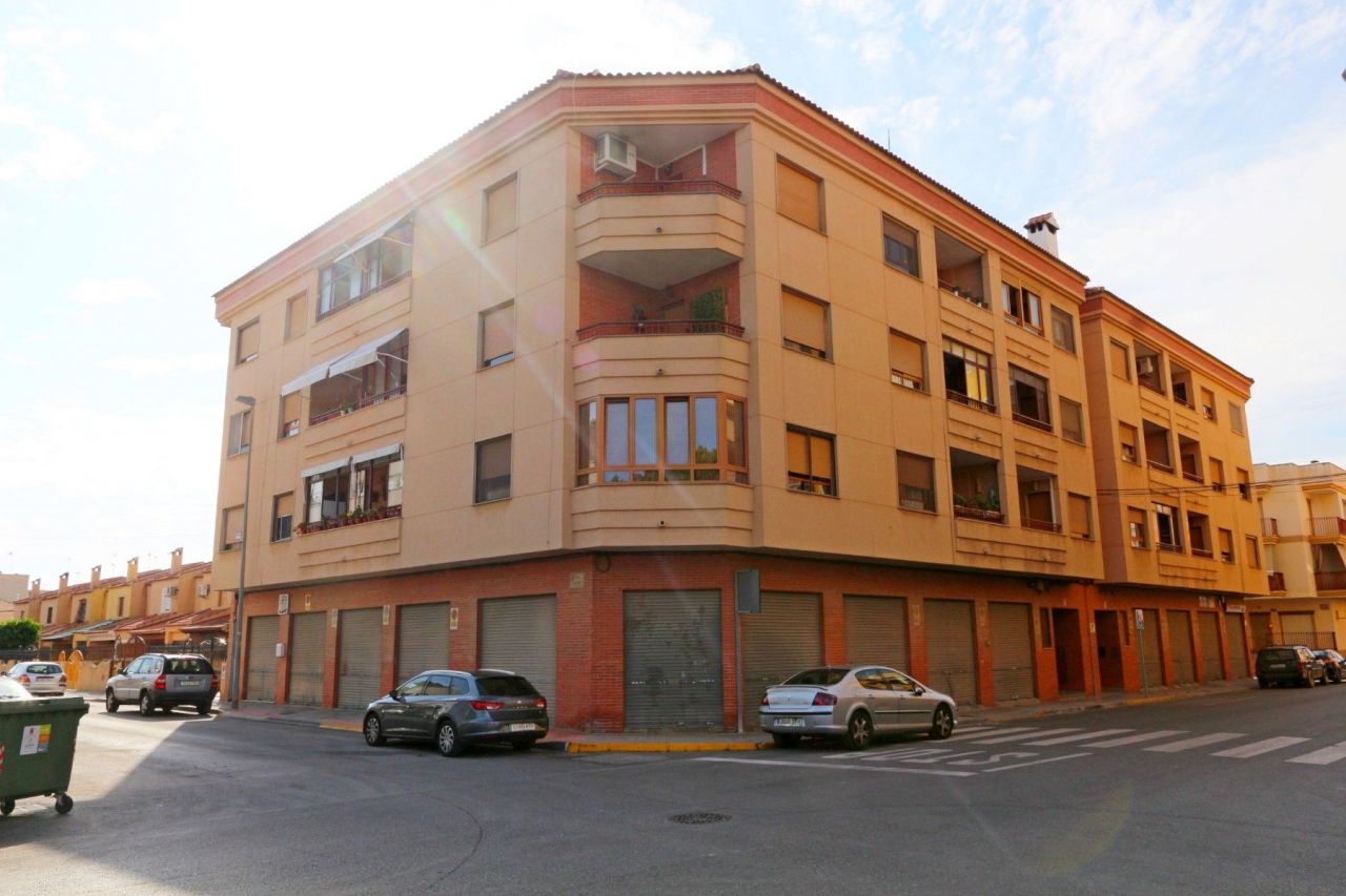 Апартаменты в Альгорфе, Испания, 92 м2 - фото 1