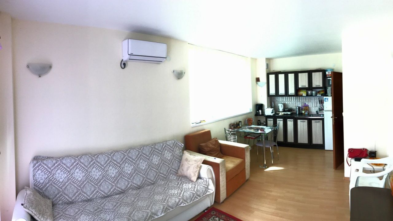 Апартаменты в Поморие, Болгария, 61 м2 - фото 1