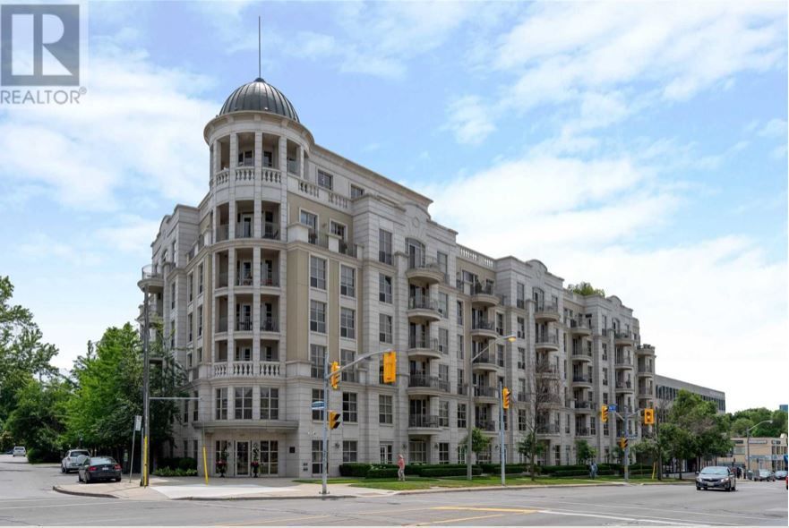 Апартаменты в Торонто, Канада, 130 м2 - фото 1
