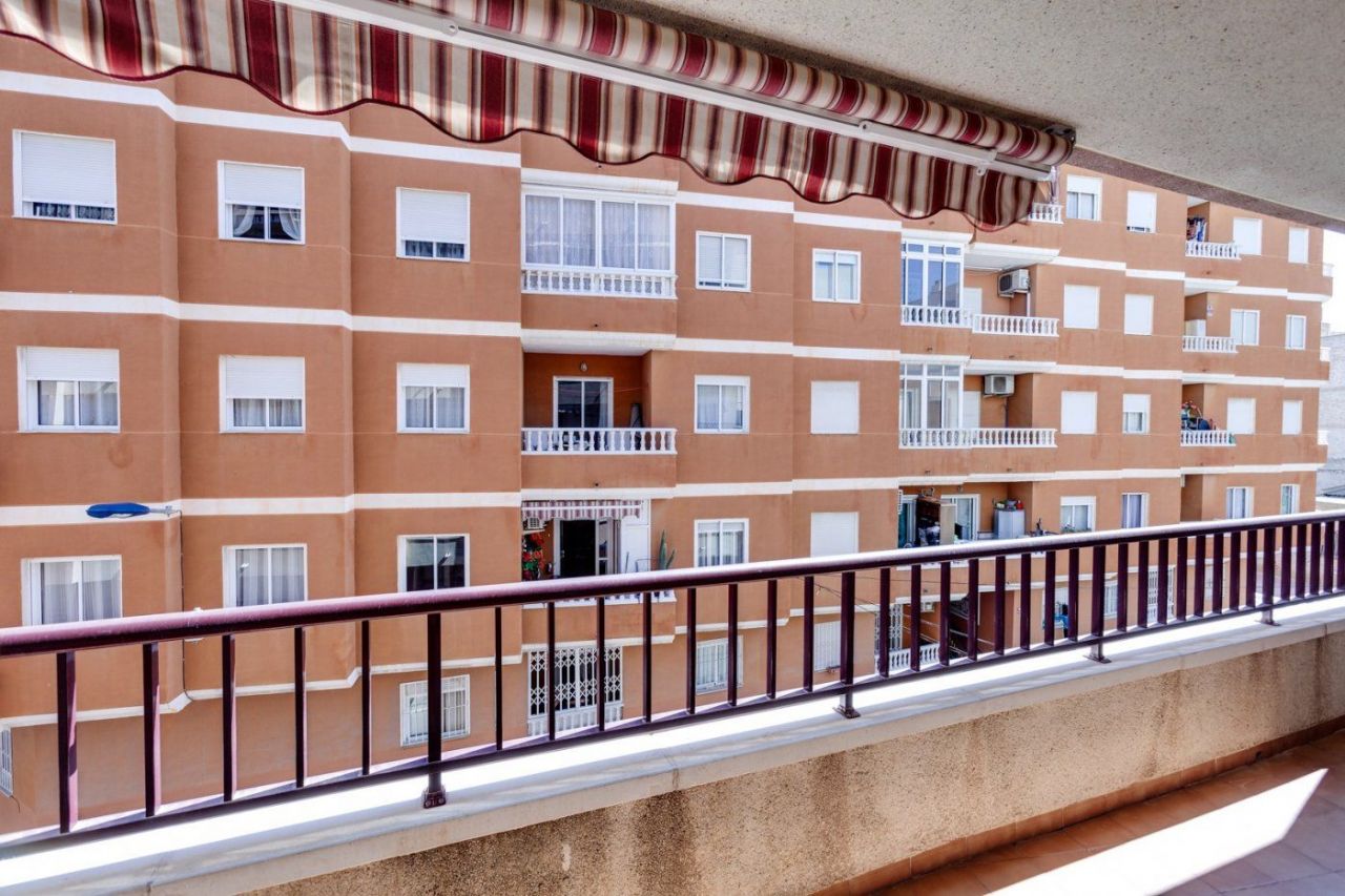 Квартира в Торревьехе, Испания, 74 м2 - фото 1