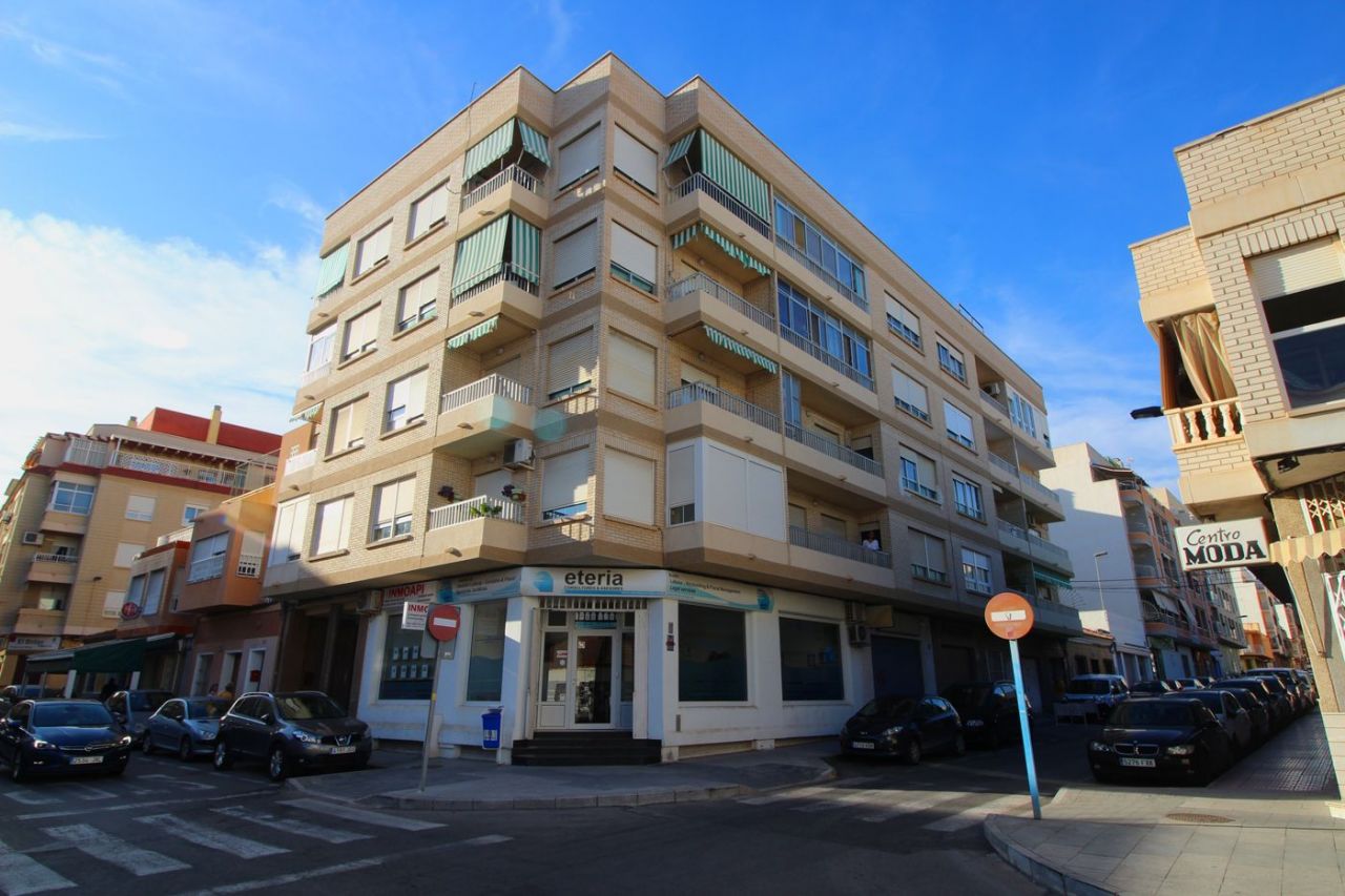 Апартаменты в Торревьехе, Испания, 92 м2 - фото 1