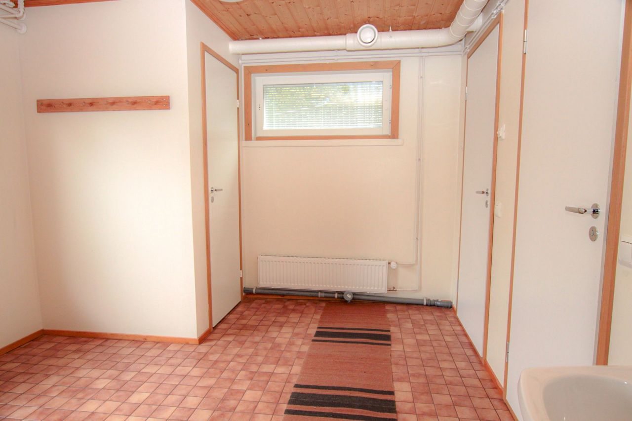 Коммерческая недвижимость в Симпеле, Финляндия, 1 580 м² - фото 9