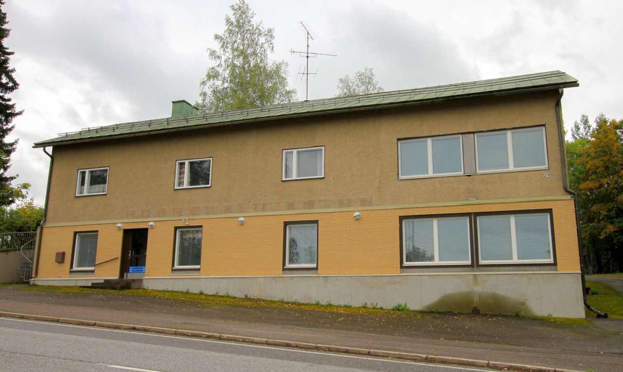 Коммерческая недвижимость в Симпеле, Финляндия, 1 580 м2 - фото 1