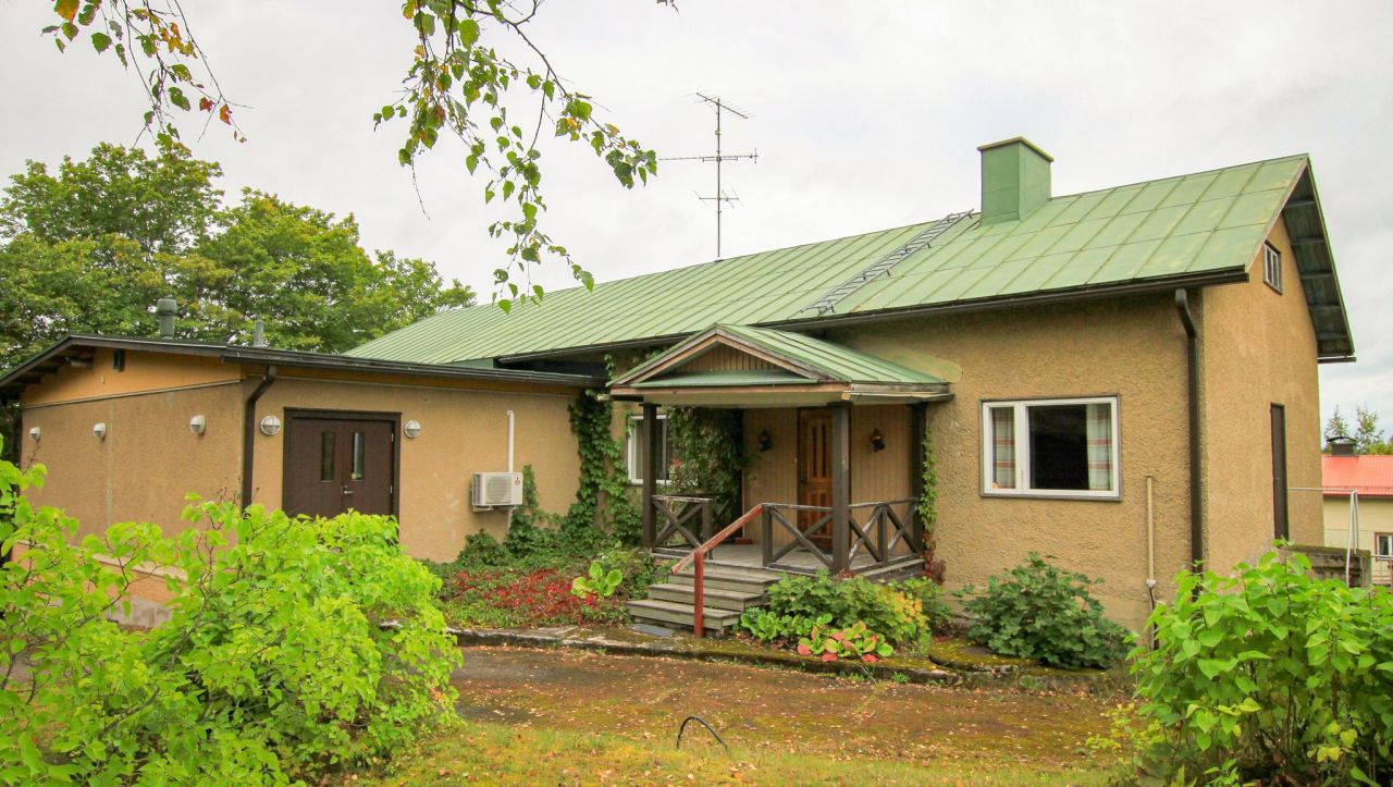 Коммерческая недвижимость в Симпеле, Финляндия, 1 580 м² - фото 2