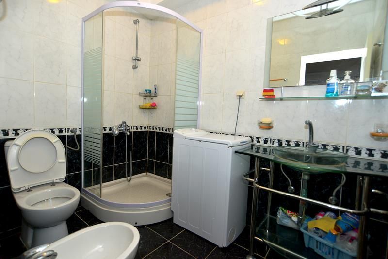 Отель, гостиница в Кумборе, Черногория, 300 м² - фото 4