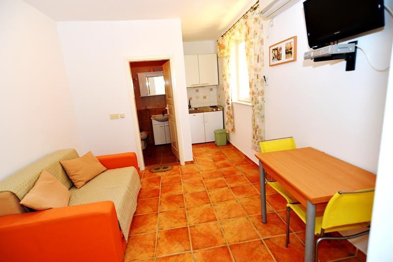 Отель, гостиница в Кумборе, Черногория, 300 м² - фото 6